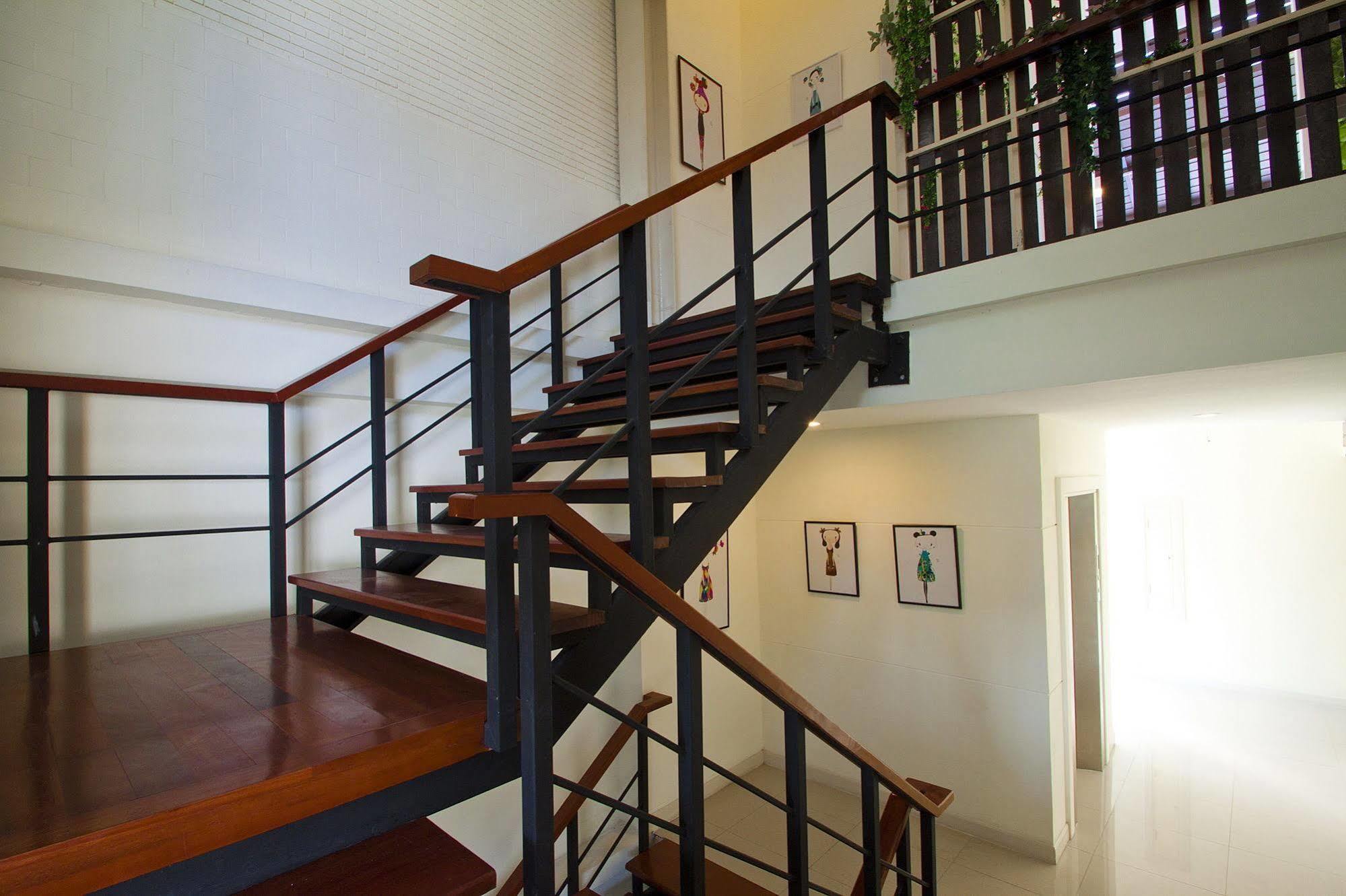 Sakul House Hostel Bangkok Exterior foto