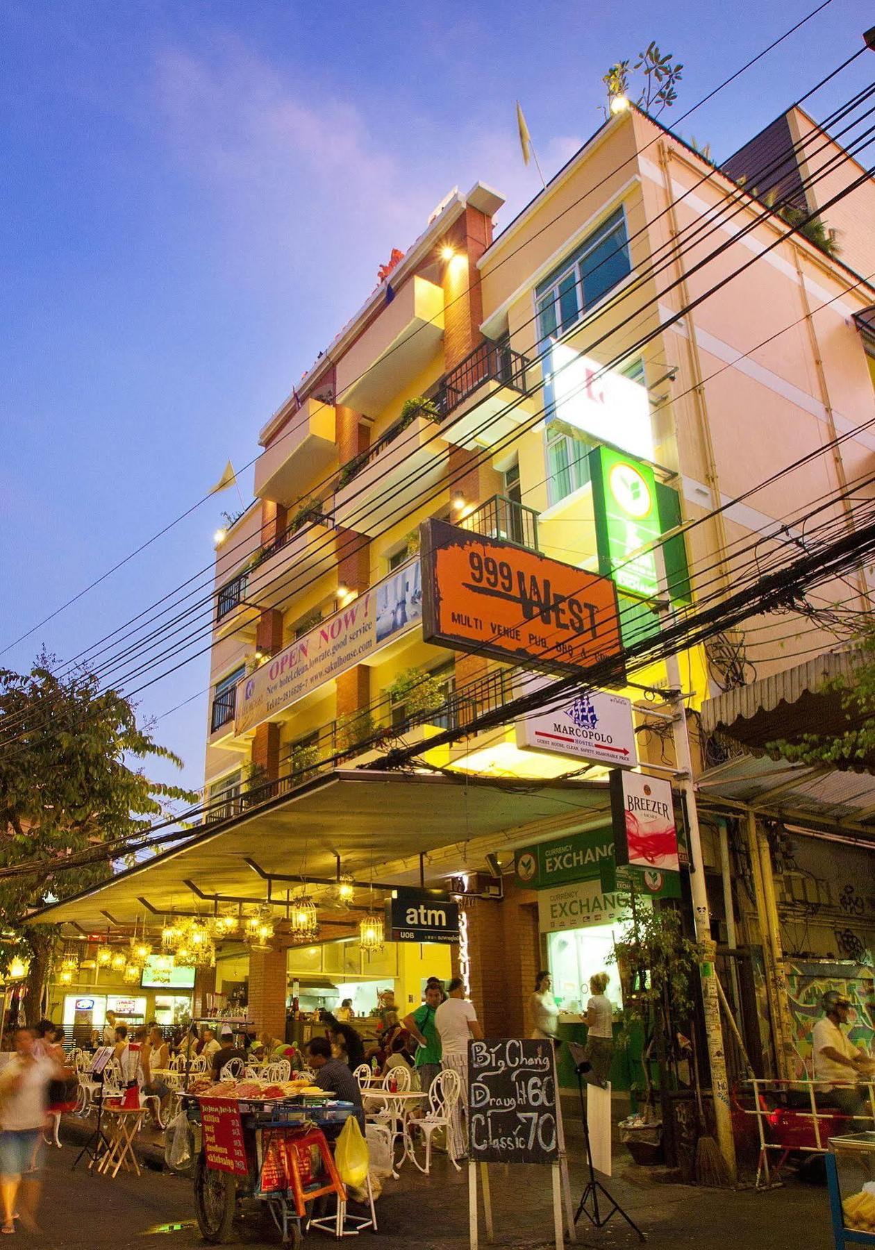 Sakul House Hostel Bangkok Exterior foto