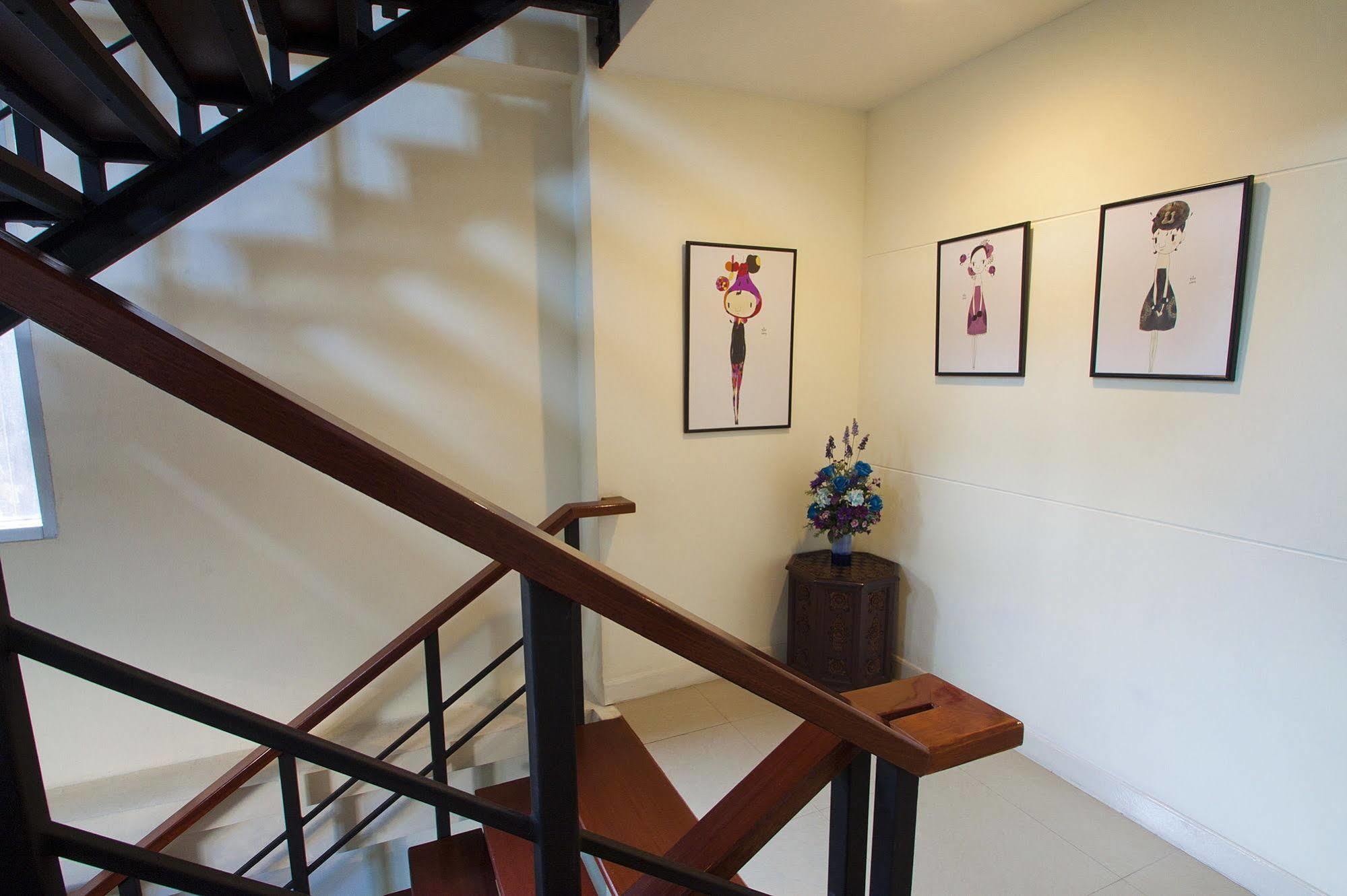 Sakul House Hostel Bangkok Exterior foto