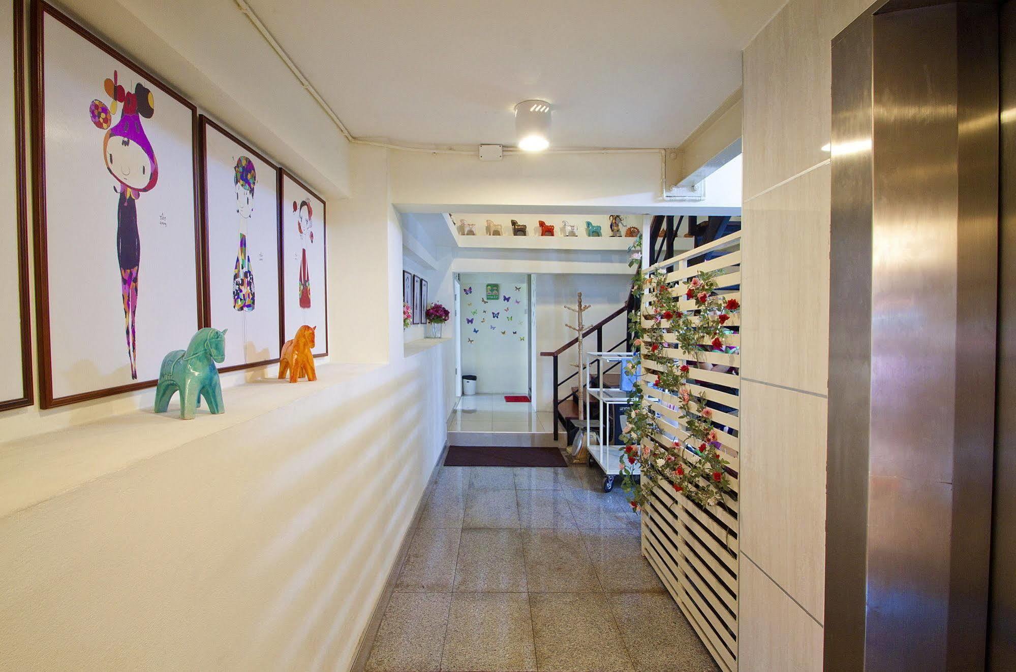Sakul House Hostel Bangkok Exterior foto